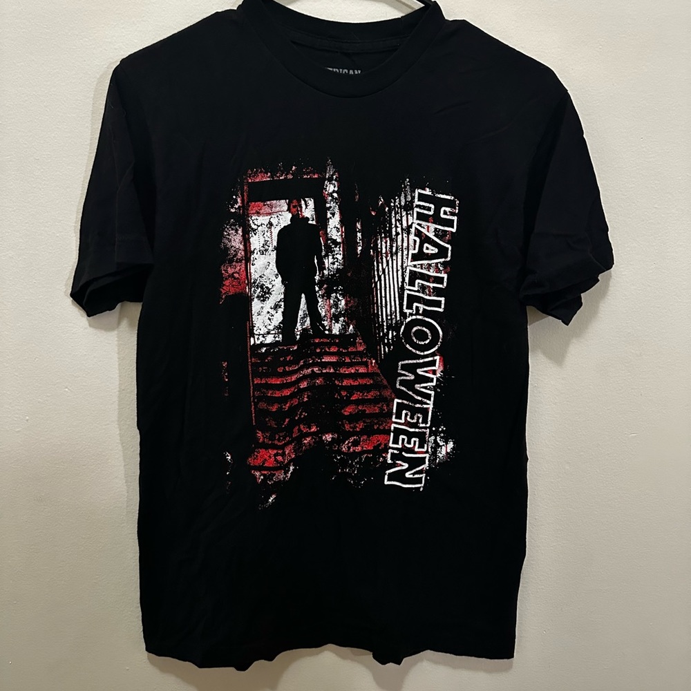 Halloween t-shirt in Medium